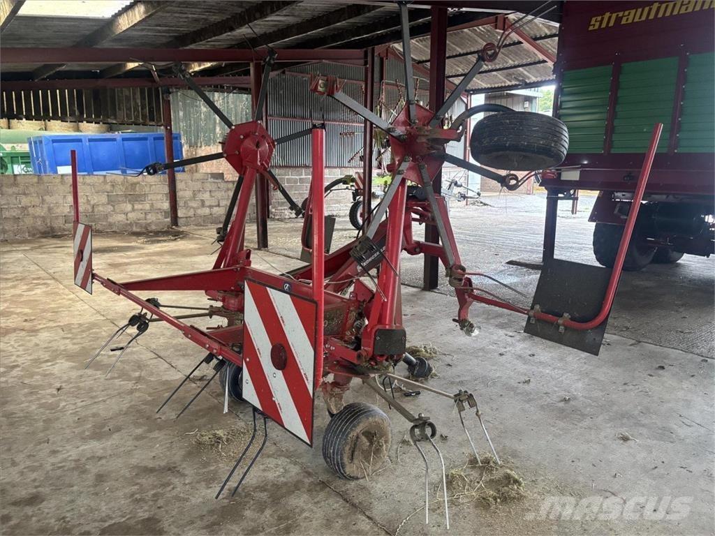 Kongskilde Z555 耙與翻草機