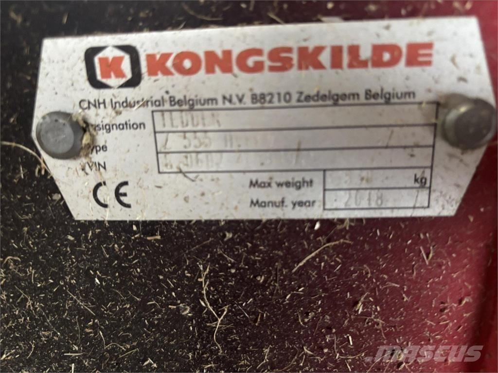 Kongskilde Z555 耙與翻草機