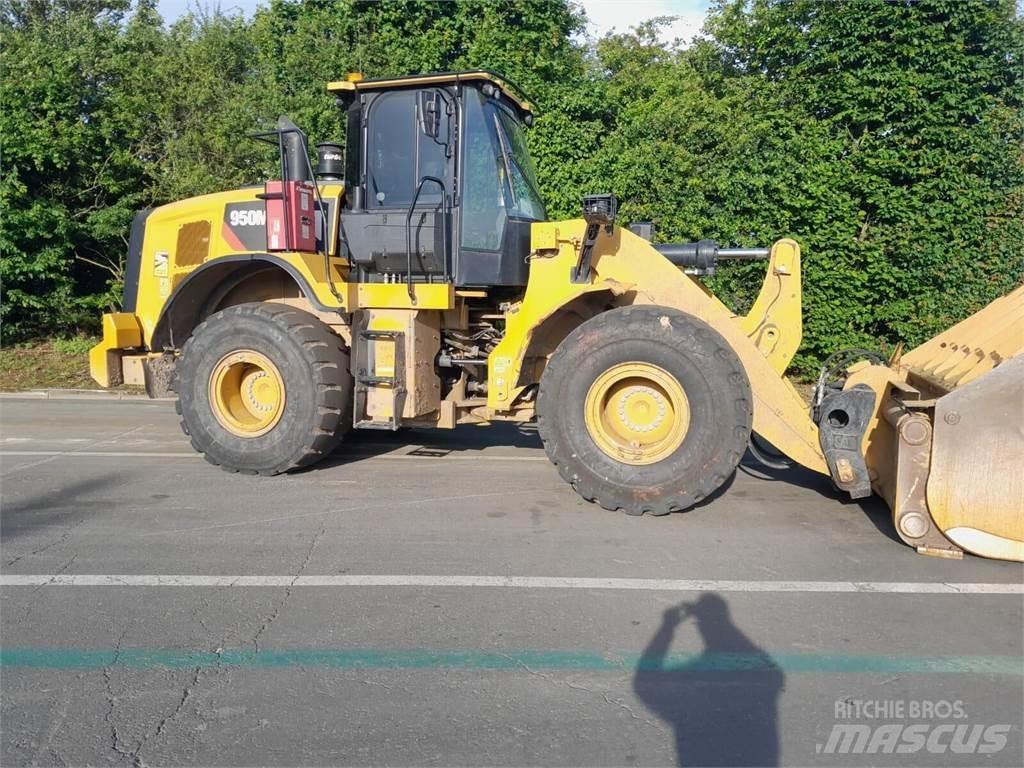 CAT 950M 輪胎式裝載機