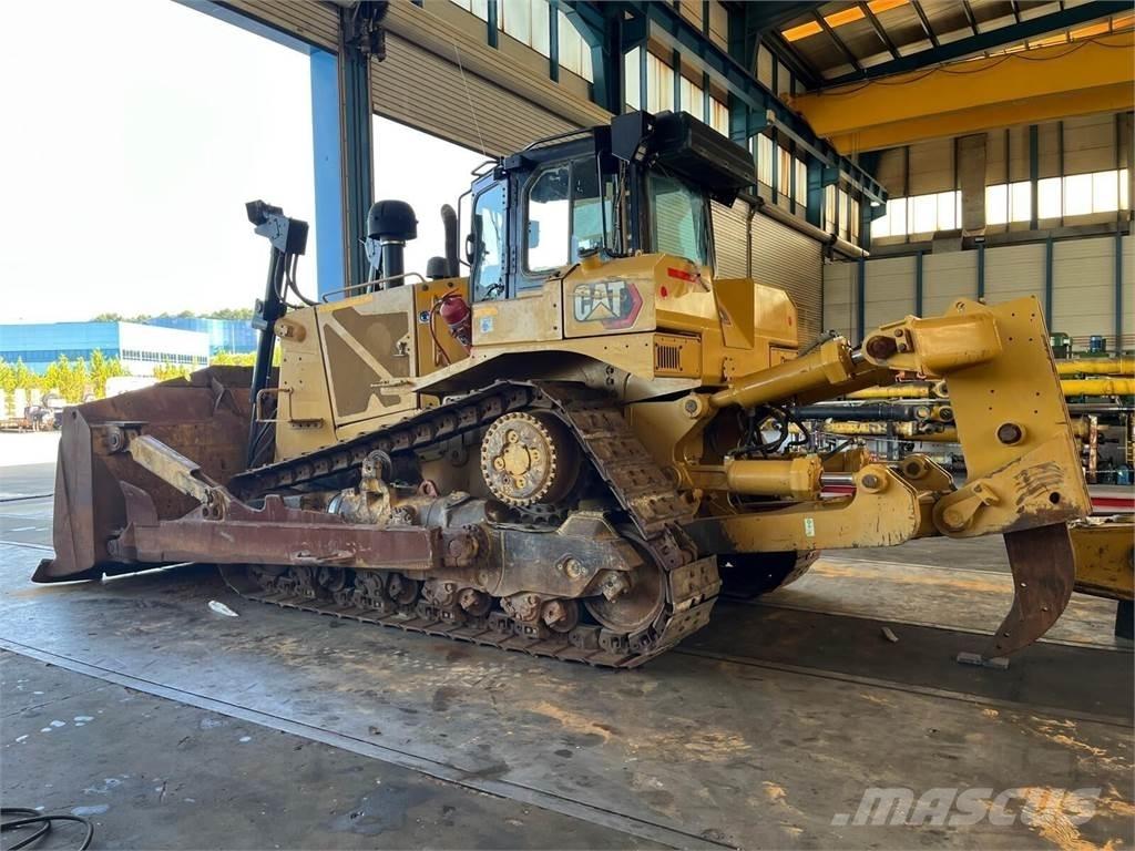 CAT D8T 履帶推土機
