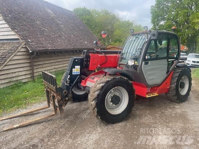 Manitou MT932 伸縮臂操作車