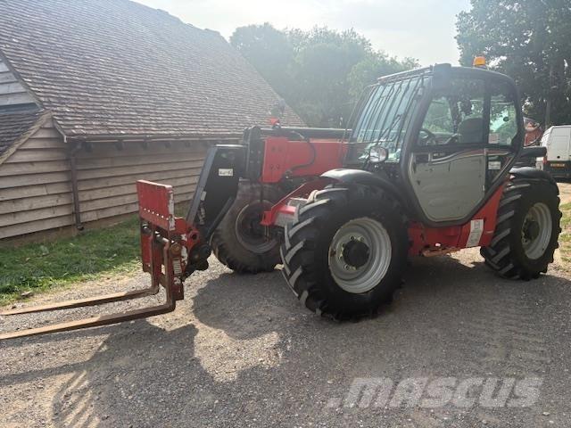 Manitou MT932 伸縮臂操作車