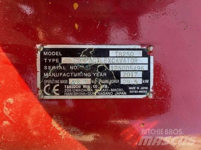 Takeuchi TB250 中型挖土機/掘鑿機/挖掘機 7t-12t