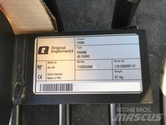 Ålö 2500 前端裝載機和挖掘機