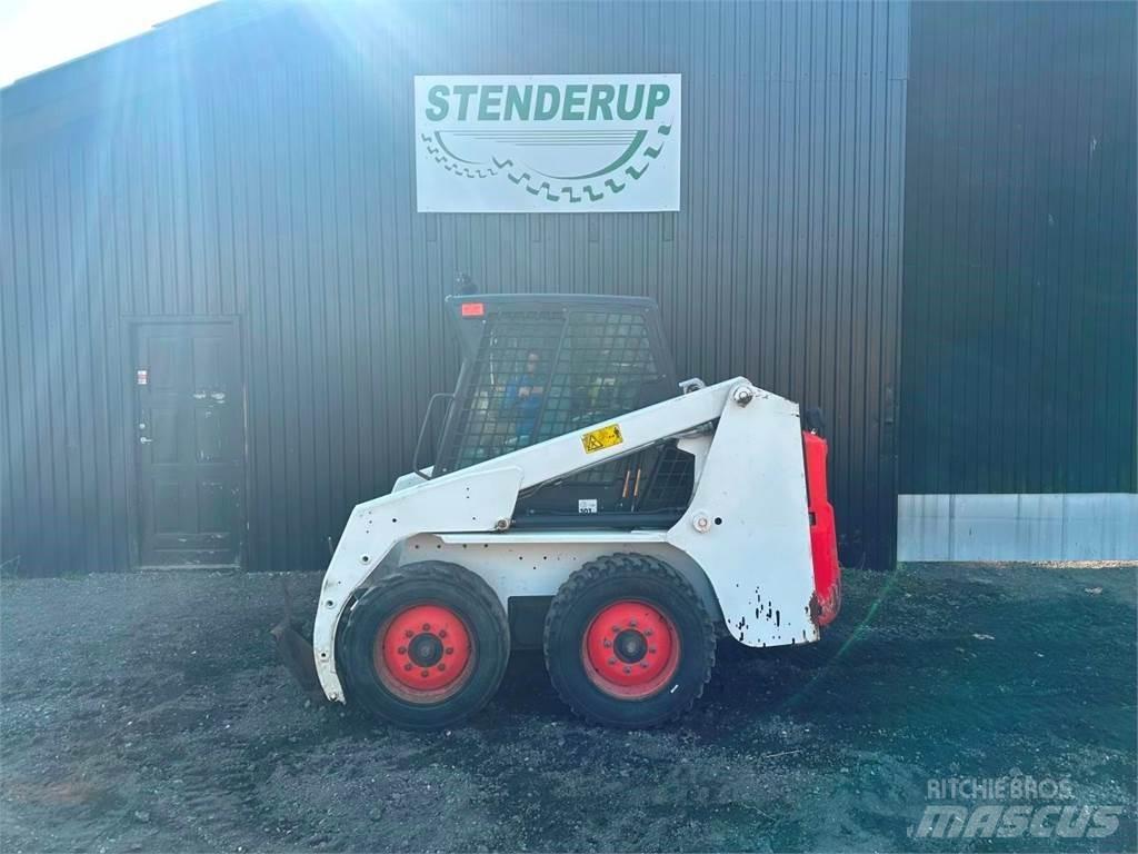 Bobcat S130 小型裝載機