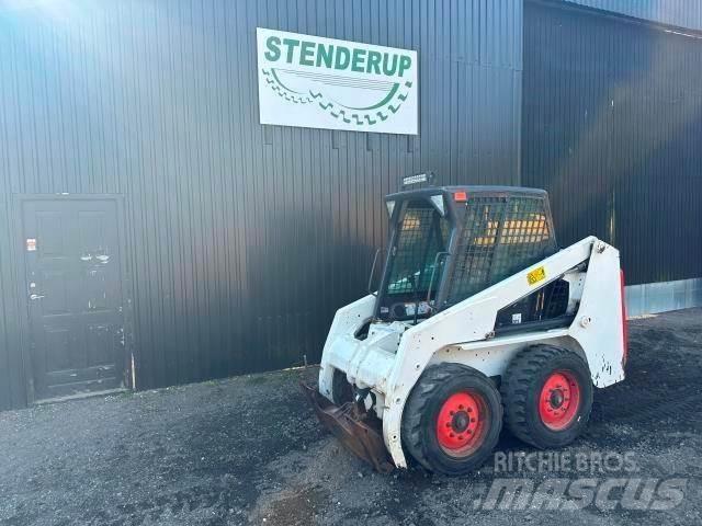 Bobcat S130 小型裝載機