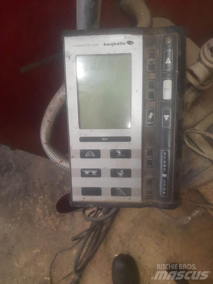 Bogballe M3W QZ 肥料撒佈機