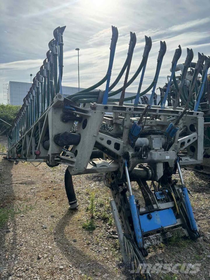 Bomech 24M 肥料撒佈機