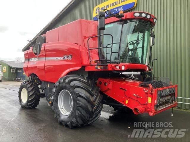 Case IH 8010 聯合收穫機