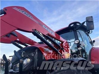 Case IH L4522T 前端裝載機和挖掘機