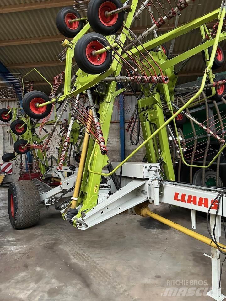 CLAAS LINER 3000 耙與翻草機