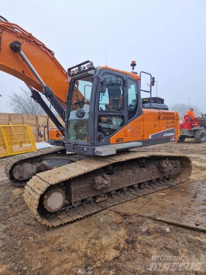 Doosan 255-5 履帶式 挖土機/掘鑿機/挖掘機