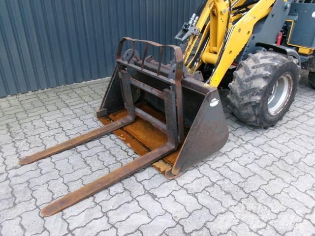 Gehl 340 小型裝載機