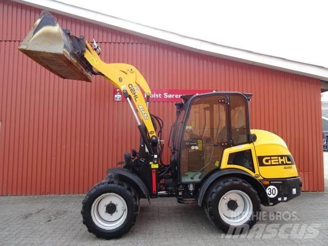 Gehl 650 小型裝載機