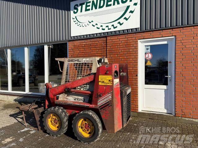Gehl SL 2610 小型裝載機