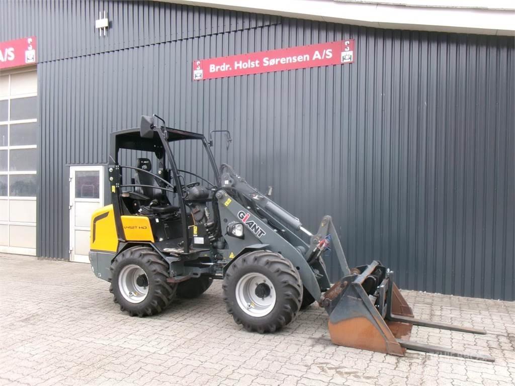 GiANT 452THD 小型裝載機