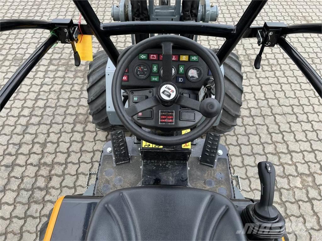 GiANT G1500 小型裝載機