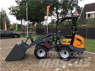 GiANT G2200E 小型裝載機