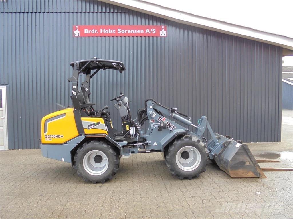 GiANT G2700XHDP 小型裝載機