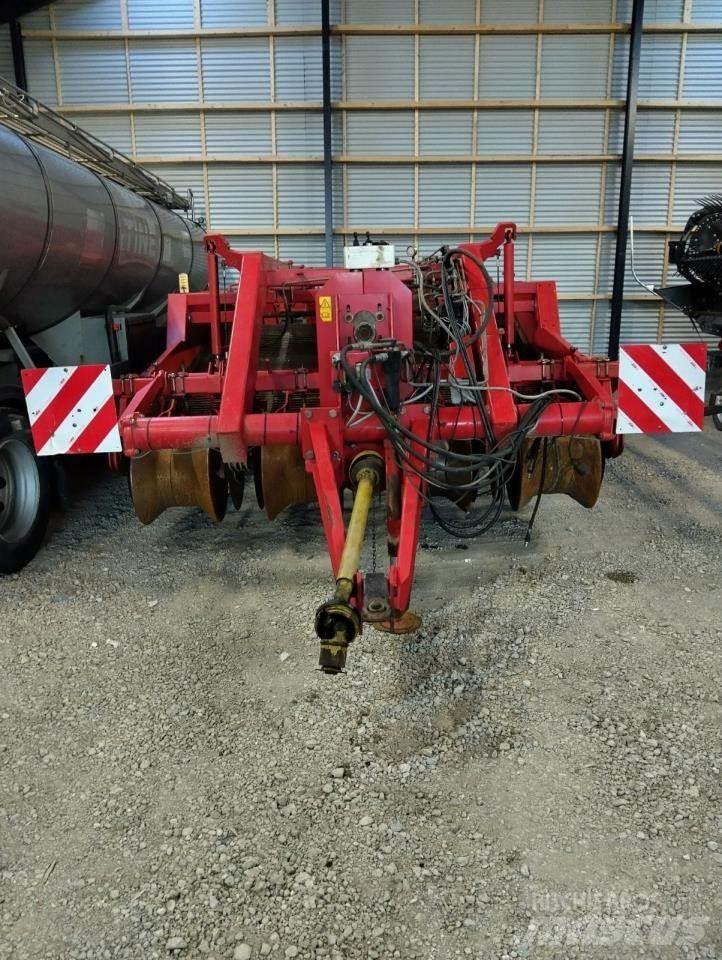 Grimme RL3000 行栽作物中耕機