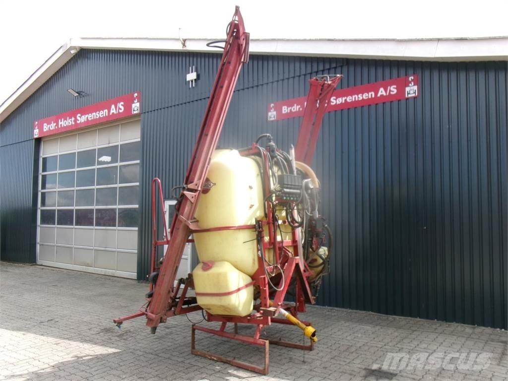 Hardi 1200L 15 M 承載式噴霧機