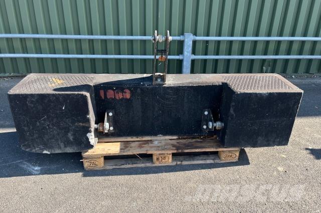 Hauer 1000 KG. 前配重塊