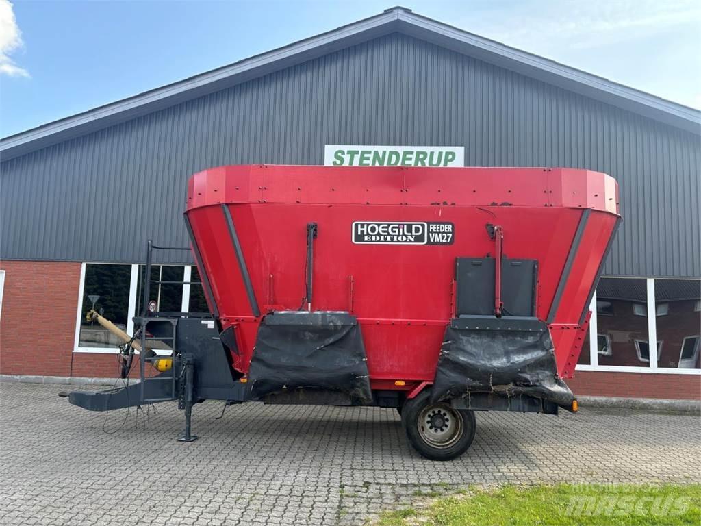  Hoegild 27 M3 青飼料搬運車