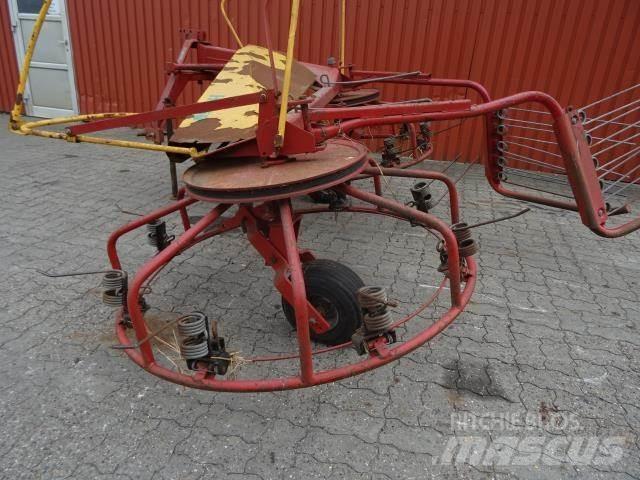 Holsø HCV-400 耙與翻草機