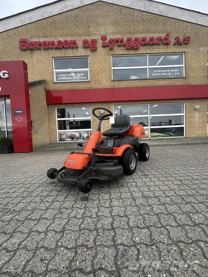 Husqvarna R13C 小型曳引機