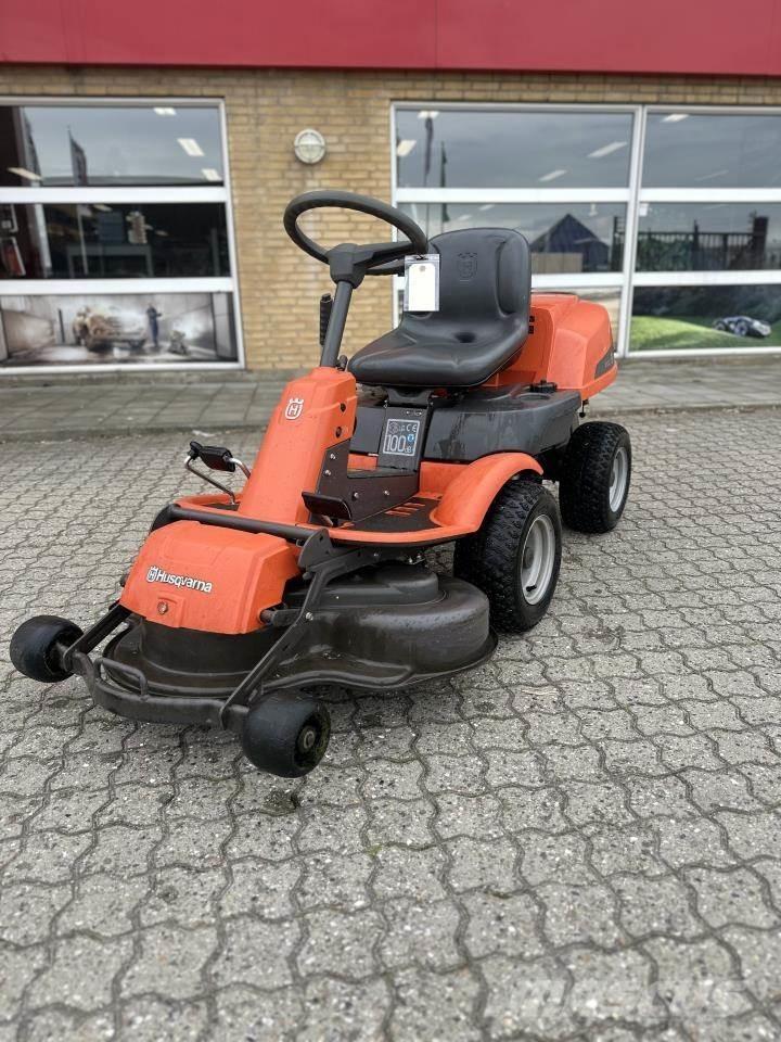 Husqvarna R13C 小型曳引機