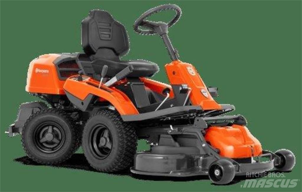 Husqvarna R214TC 小型曳引機