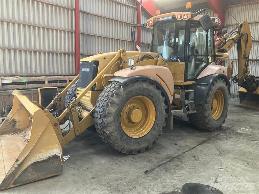 Hydrema 926E 反鏟裝載機