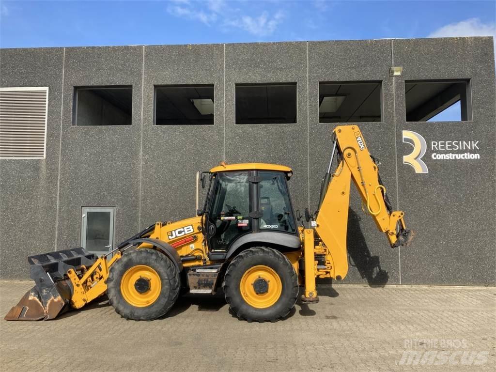 JCB 4CX 反鏟裝載機