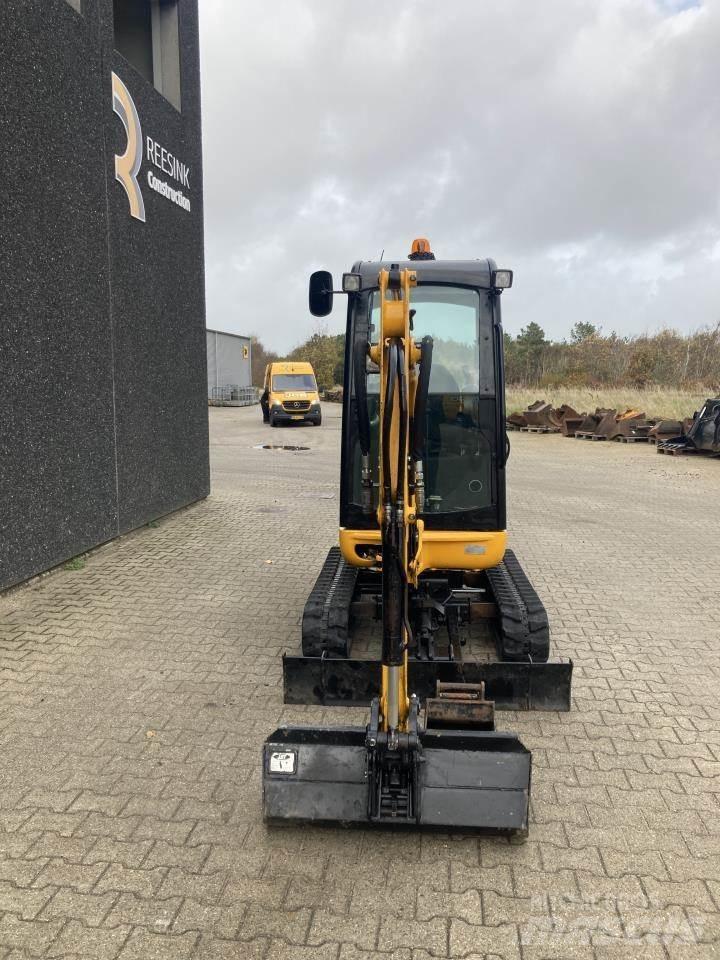 JCB 8020 CTS 小型挖土機/掘鑿機<7t(小型挖掘機)