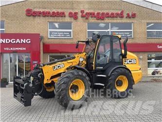JCB TM320 輪胎式裝載機