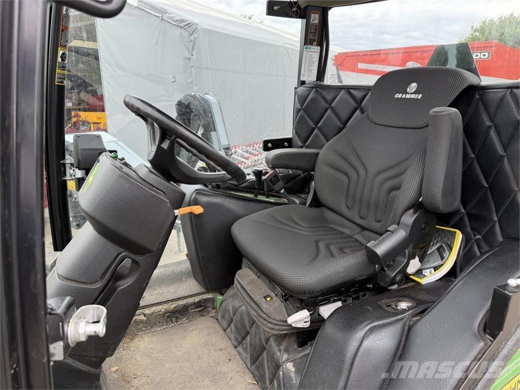 John Deere 1585 工具車