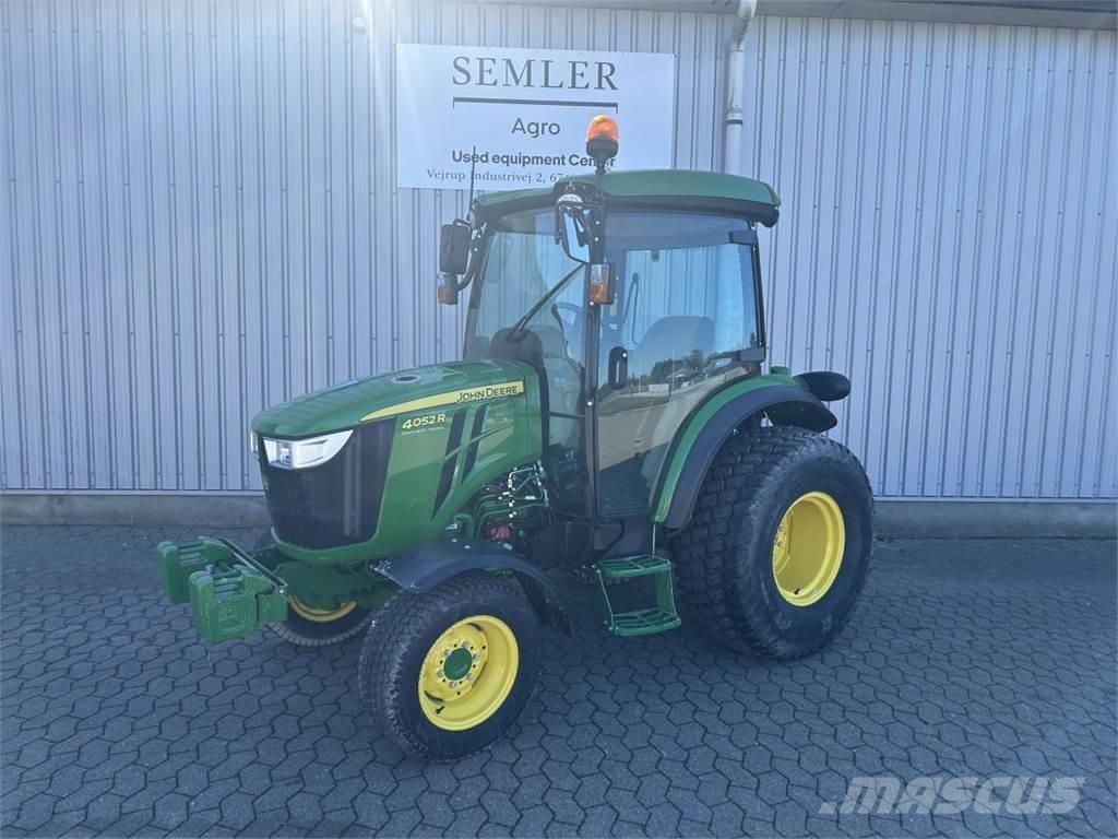 John Deere 4052R 小型曳引機