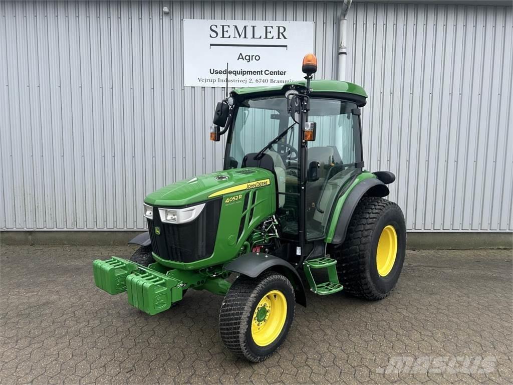 John Deere 4052R 小型曳引機