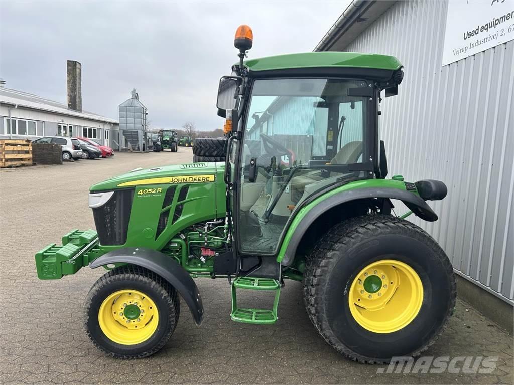 John Deere 4052R 小型曳引機