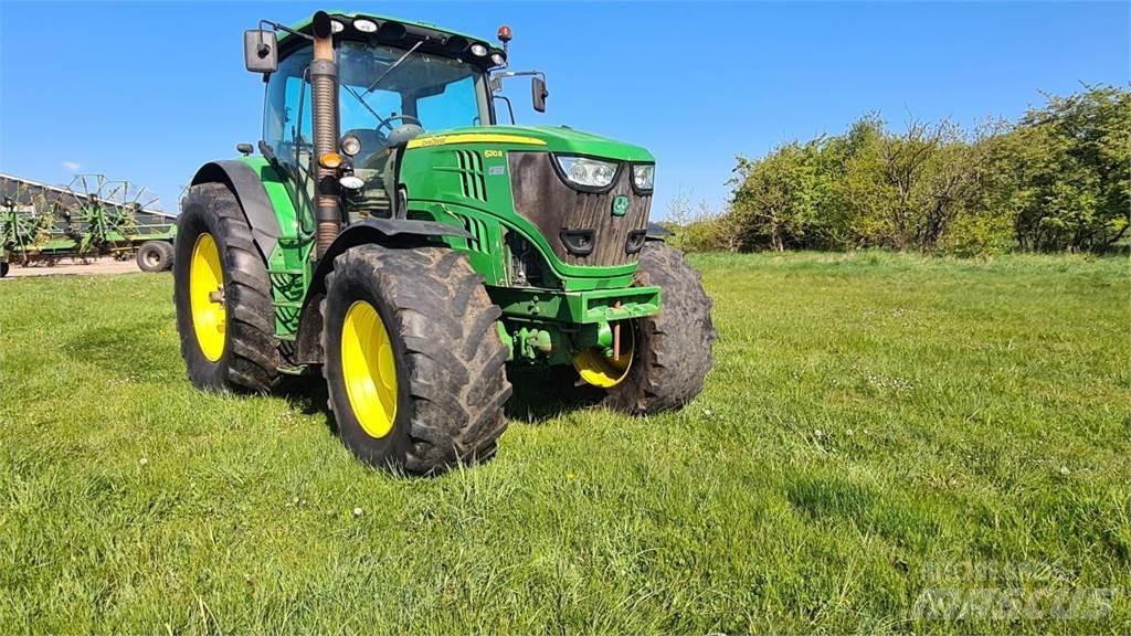 John Deere 6210R 曳引機