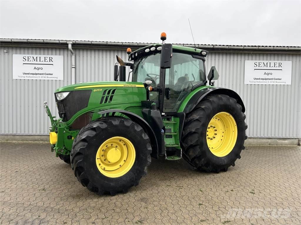 John Deere 6215R 曳引機