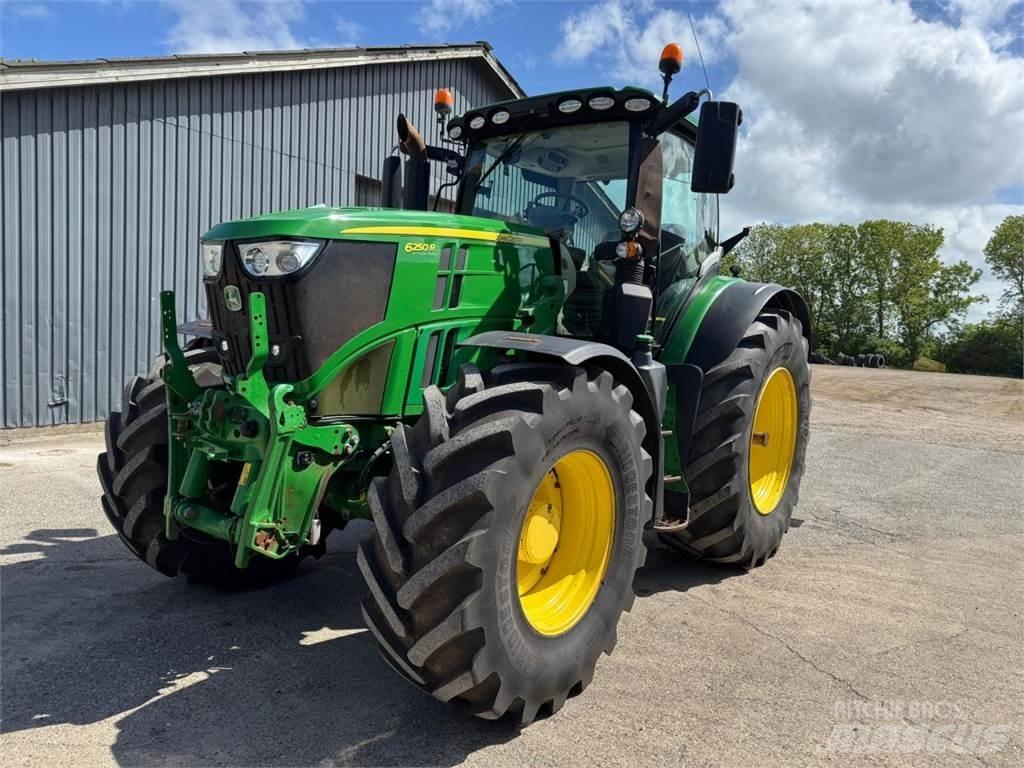 John Deere 6250R 曳引機