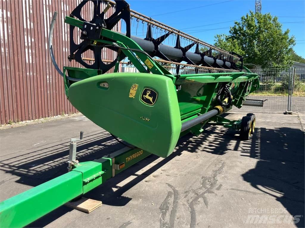 John Deere 630R 聯合收割機頭