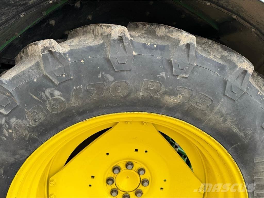 John Deere 6330 曳引機
