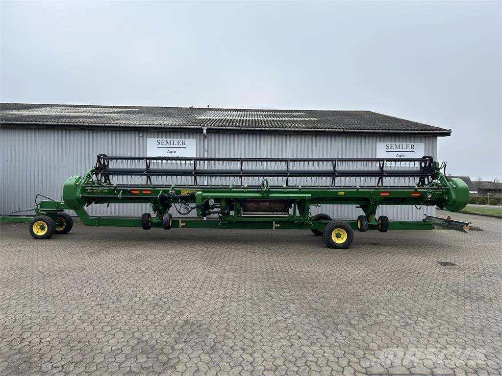 John Deere 635D 聯合收割機頭