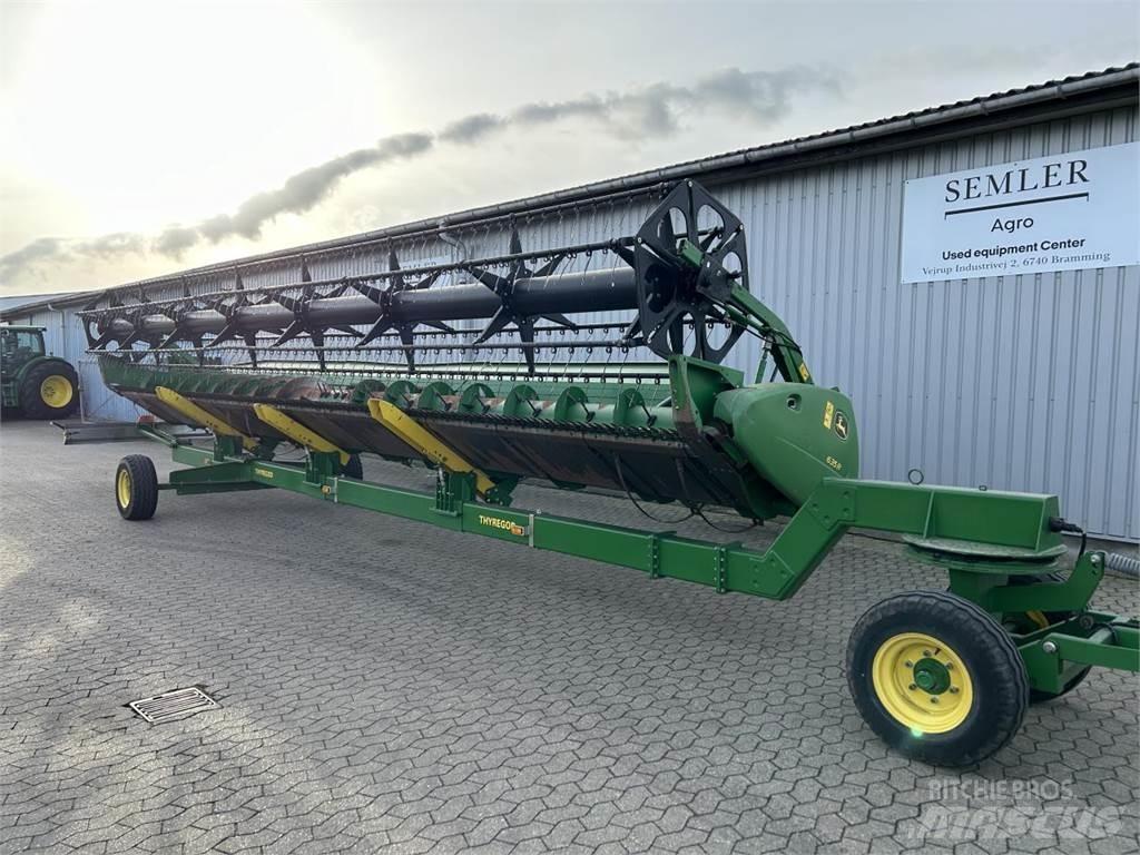 John Deere 635R 聯合收割機頭