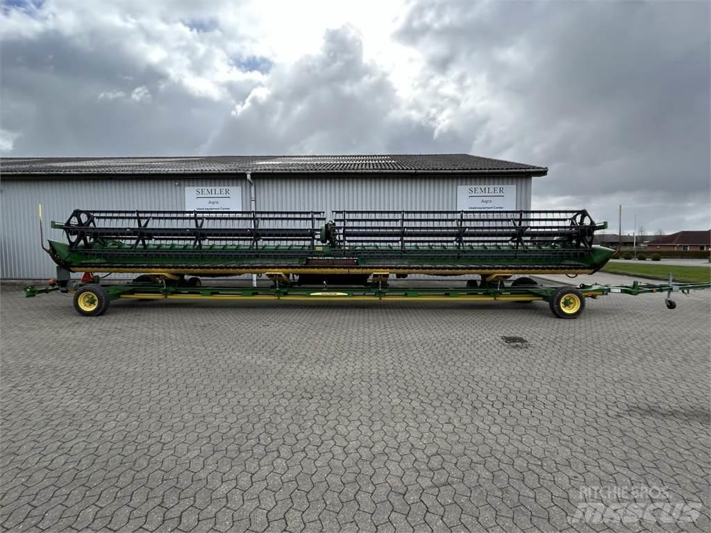 John Deere 640D 聯合收割機頭