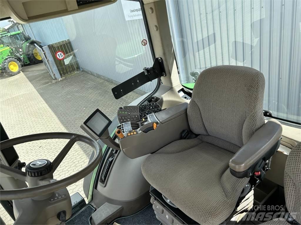 John Deere 7230R 曳引機