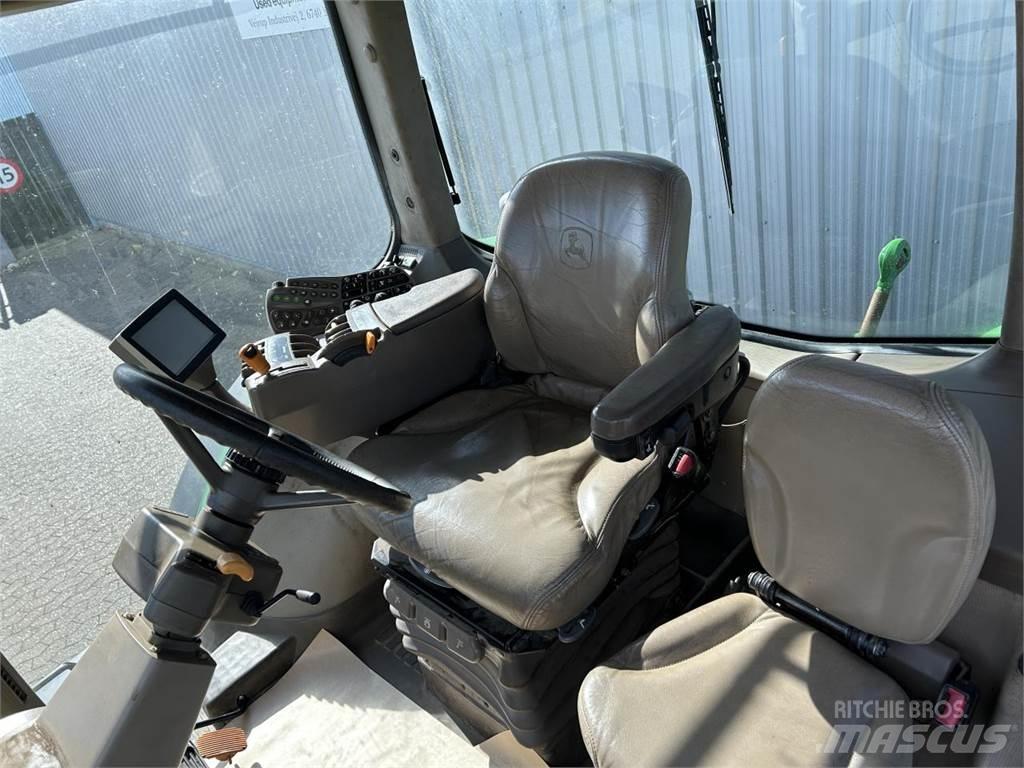 John Deere 7230R 曳引機