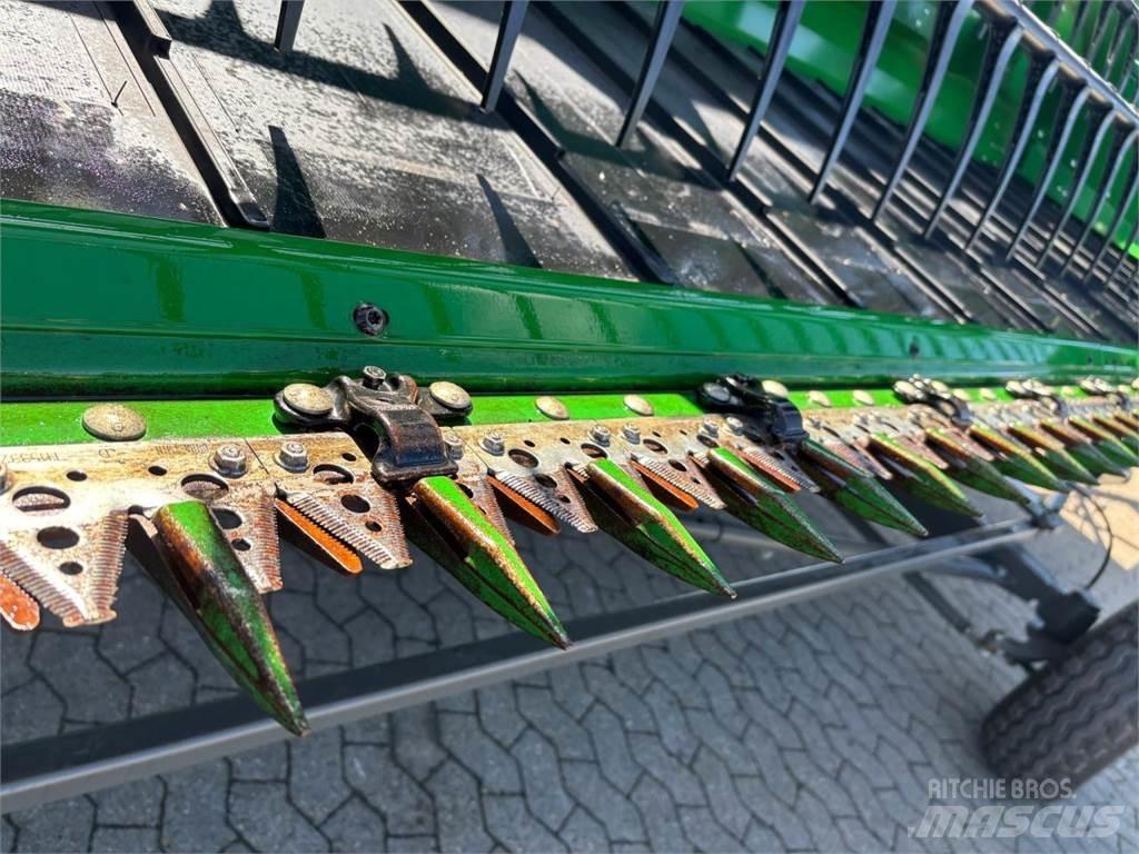 John Deere 735D 聯合收割機頭